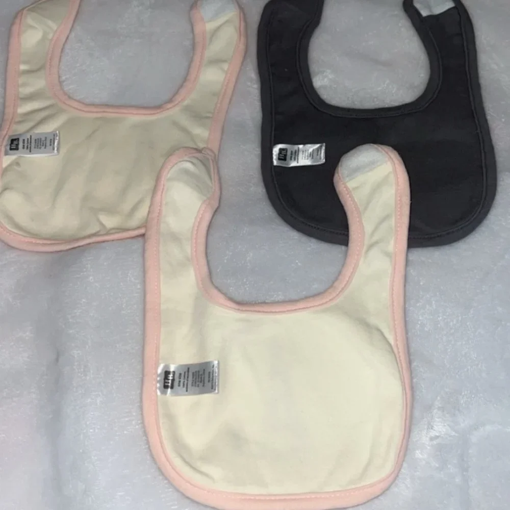 Hudson Baby 3 Pack Baby Bibs NWT
